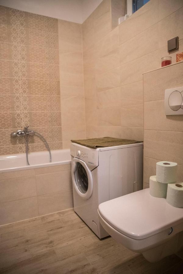 Sasadpark'S New Apartment In The West Part Of Buda بودابست المظهر الخارجي الصورة